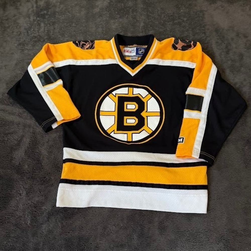 Vintage CCM Boston Bruins NHL Jersey Youth S/M Black Gold Hockey Bear Head Logo